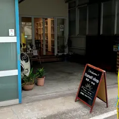 陶器と珈琲 RumoR shop