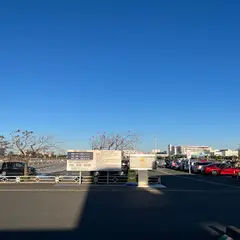 幕張メッセ駐車場
