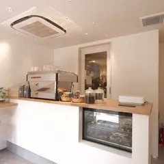 HauS Bake & Cafe