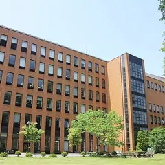 麗澤大学