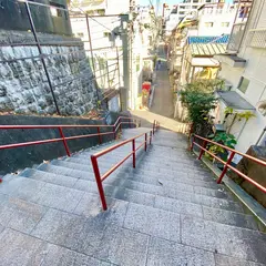須賀神社男坂