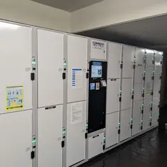 阪急烏丸駅西口コインロッカー