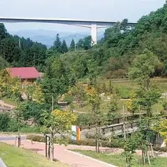 伯耆町別所川渓流植物園