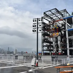 GUNDAM-DOCK