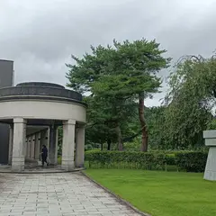 長岡市栃尾美術館