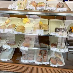 （有）タカラヤ 三崎店