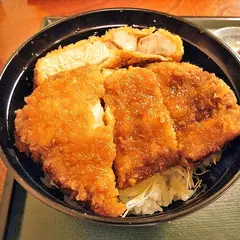 青い塔