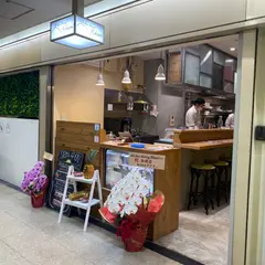 オールデイダイニングヒカリ 大阪駅前第2ビル店
