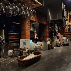 PAKUPAKU WINE & CURRY LABORATORY（パクパクワインアンドカリーラボラトリー）