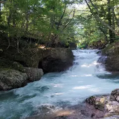 伏伸の滝