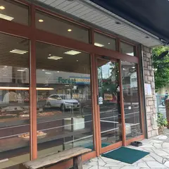 ベーカリーフォレスト