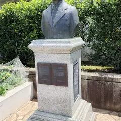 小泉八雲像（小泉八雲公園）