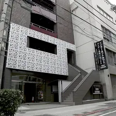 カプセルネット グランカスタマ 伊勢佐木町店
