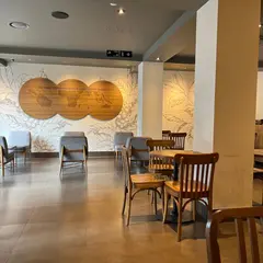 Starbucks, Myeongdong Station