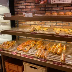 イスズベーカリー阪神スクラ三宮店