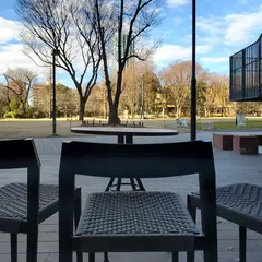スターバックス コーヒー 新宿中央公園 SHUKNOVA店