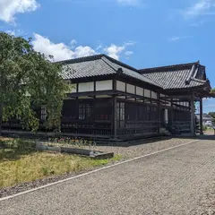 旧東田川郡役所