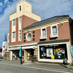 寛明堂