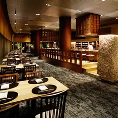 おおみ 鉄板焼