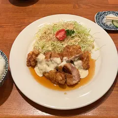 カフェレスト 大使館