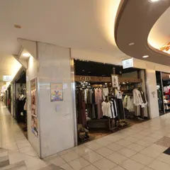 r･p･s エスカ店