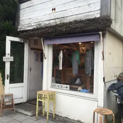 Beach dog's cafe
