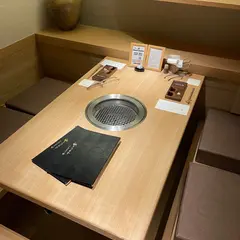 よきにくや