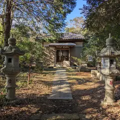 安房神社