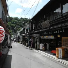 長谷寺前の門前町