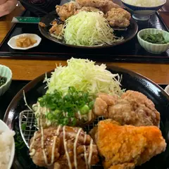 けいちゃん・からあげ 食事 香月