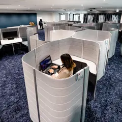コワーキングスペース マングローブ（Coworking Space mangrove）