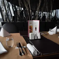 ビュー アンド ダイニング ザ スカイ（VIEW & DINING THE Sky）