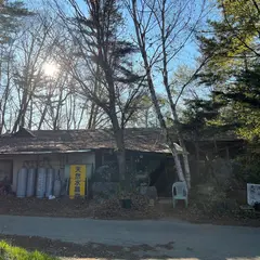 湯沼鉱泉旅館(天然水晶洞)