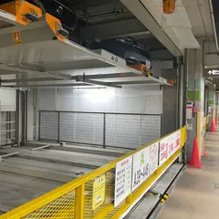 大阪市立 大阪駅前地下駐車場