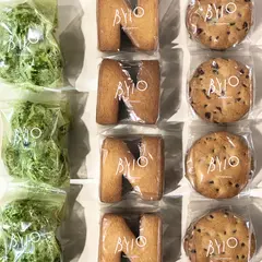 BY10
