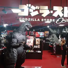 ゴジラ・ストア Osaka