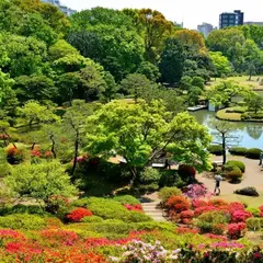 六義園