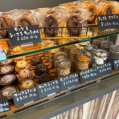 TOMO BAKE LABO