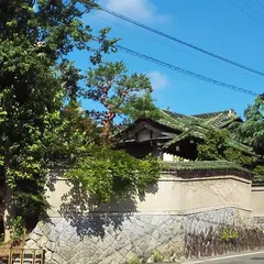 旧橋本家別邸 宮沢賢治ゆかりの花壇