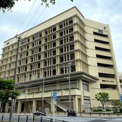 沖縄県市町村自治会館