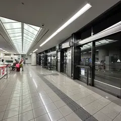 湊町バスターミナル（OCAT）