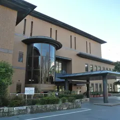 鶴舞中央図書館
