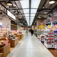 LINKS MARCHE Eat&Walk（リンクスマルシェ イート&ウォーク）