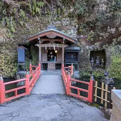 銭洗水（鎌倉五名水）