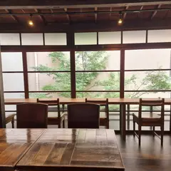 MAISON TANUKI