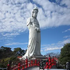 白衣大観音