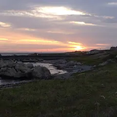 ドンドン岩