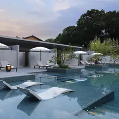 ROKU KYOTO, LXR Hotels & Resorts 日本、〒603-8451 京都府京都市北区衣笠鏡石町４４−１
