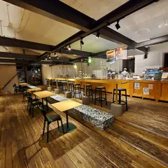 cafe&bar つきの