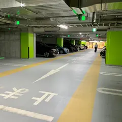 ヨドバシカメラ駐車場